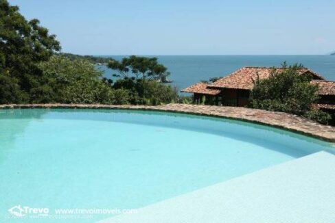 Casa-a-venda-em-Ilhabela-com-vista-para-o-mar3