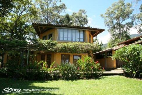 Casa-a-venda-em-Ilhabela-com-vista-para-o-mar6