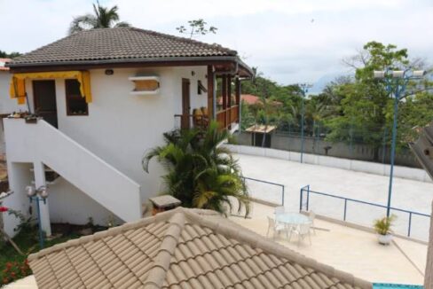 Casa-de-alto-padrão-a-venda-em-Ilhabela-próximo-a-praia13