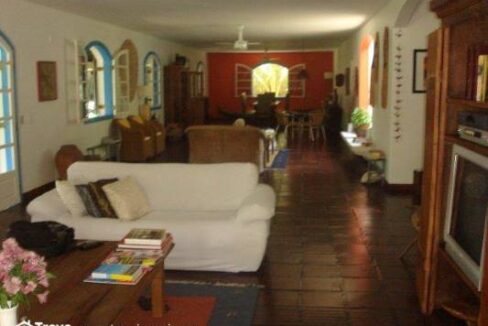 Casa-estilo-colonial-a-venda-em-Ilhabela-perto-da-praia15