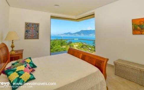 lindo-imovel-com-vista-180-graus-ilhabela-04