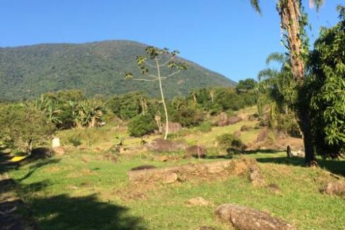 Terreno-a-venda-em-residencial-fechado-na-costeira14