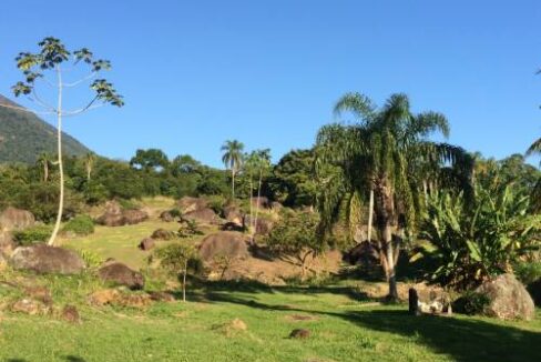 Terreno-a-venda-em-residencial-fechado-na-costeira15-2