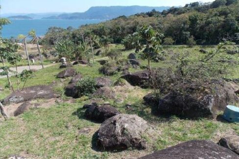 Terreno-a-venda-em-residencial-fechado-na-costeira4