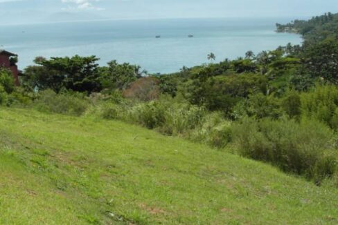 Terreno-a-venda-na-praia-da-Armação7-1