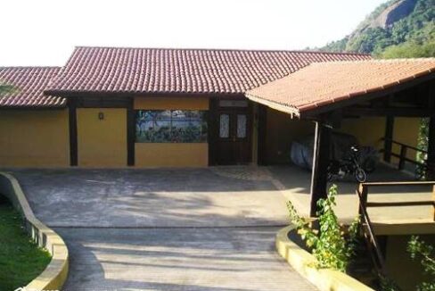 Casa-a-venda-em-Ilhabela-engenho-dagua9