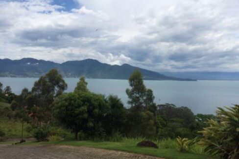 Lindo-terreno-a-venda-em-condomínio-de-luxo-em-Ilhabela1