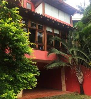 Casa-a-venda-em-Ilhabela-na-vila7