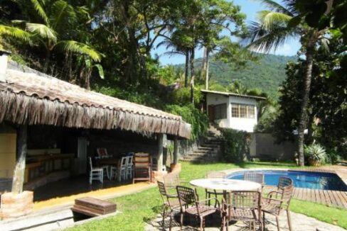 Casa-a-venda-na-costeira-em-Ilhabela3