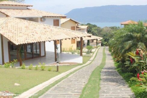 casa-charmosa-venda-em-condominio-fechado-em-ilhabela11