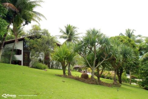 Casa-de-luxo-pé-na-areia-a-venda-em-Ilhabela-sp-4