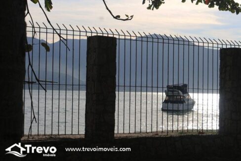 Casa-pé-na-areia-a-venda-em-Ilhabela38-1