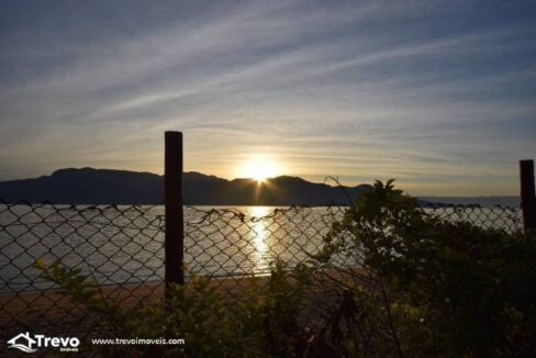 Pé-na-areia-em-Ilhabela27