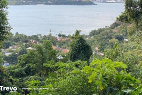 Terreno-a-venda-em-Ilhabela-em-condominio-fechado-1-830x460