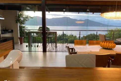 Casa-a-venda-em-Ilhabela-com-vista-para-o-mar20