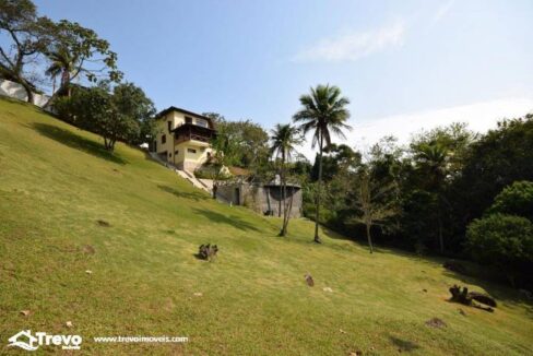 casa-charmosa-a-venda-em-ilhabela1