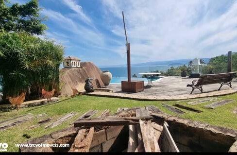 Casa-em-Ilhabela-com-vista-incrivel-para-o-mar6