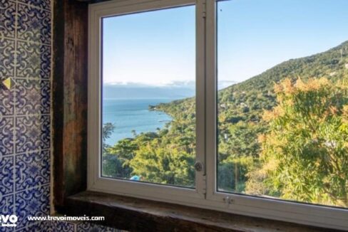 Casa-charmosa-com-vista-para-o-mar-em-Ilhabela9