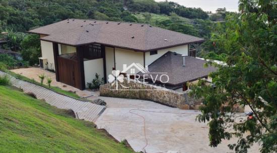 Casa-de-luxo-em-condomínio-pé-na-areia62