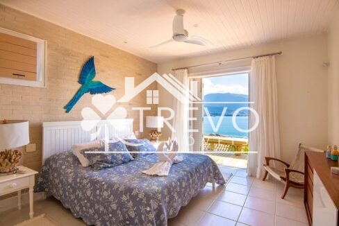 Casa-de-luxo-em-Ilhabela-com-vista-para-o-mar16