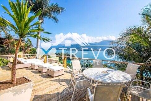 Casa-de-luxo-em-Ilhabela-com-vista-para-o-mar42