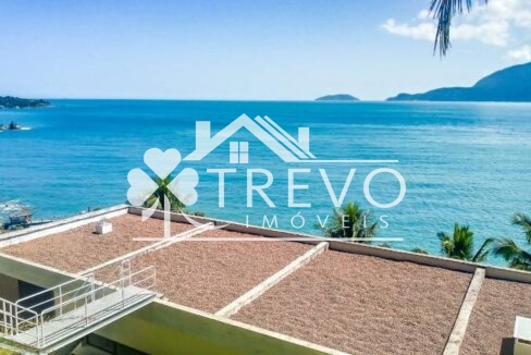 Casa-de-luxo-frente-ao-mar-a-venda-em-Ilhabela4