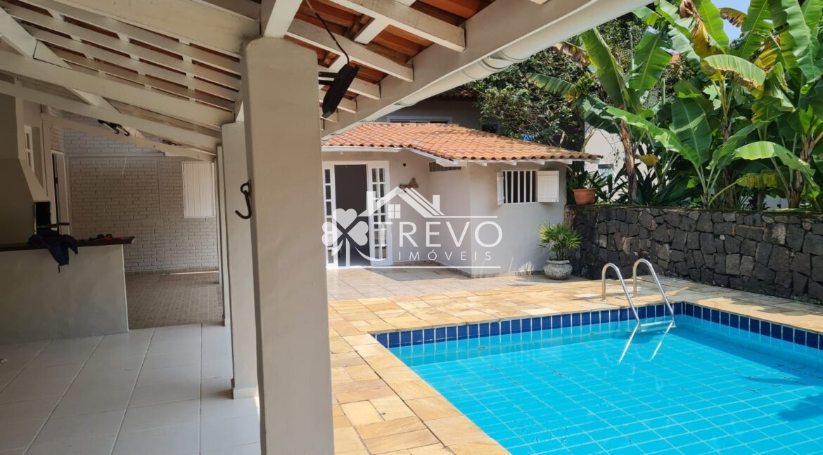 casa-charmosa-avenda-em-ilhabela4