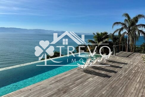 Casa-de-luxo-em-Ilhabela-frente-ao-mar1