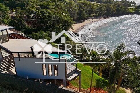 Casa-de-luxo-em-Ilhabela-frente-ao-mar4