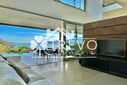 Casa-luxuosa-com-vista-para-o-mar-em-ilhabela22