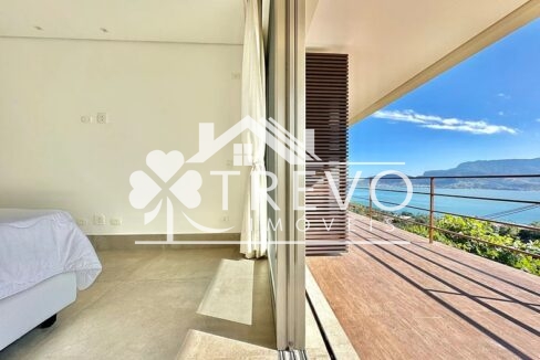 Casa-luxuosa-com-vista-para-o-mar-em-ilhabela47