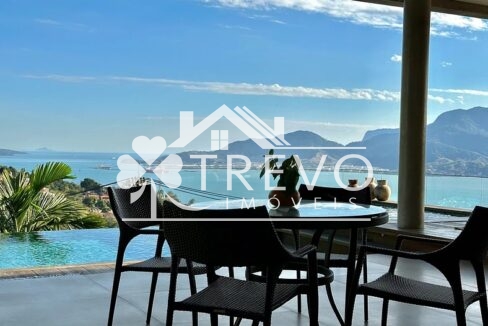 Casa-luxuosa-com-vista-para-o-mar-em-ilhabela9