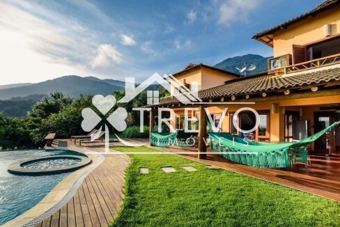 casa-luxuosa-a-venda-em-ilhabela