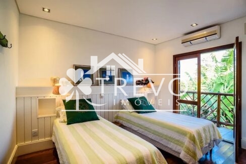 casa-luxuosa-a-venda-em-ilhabela44