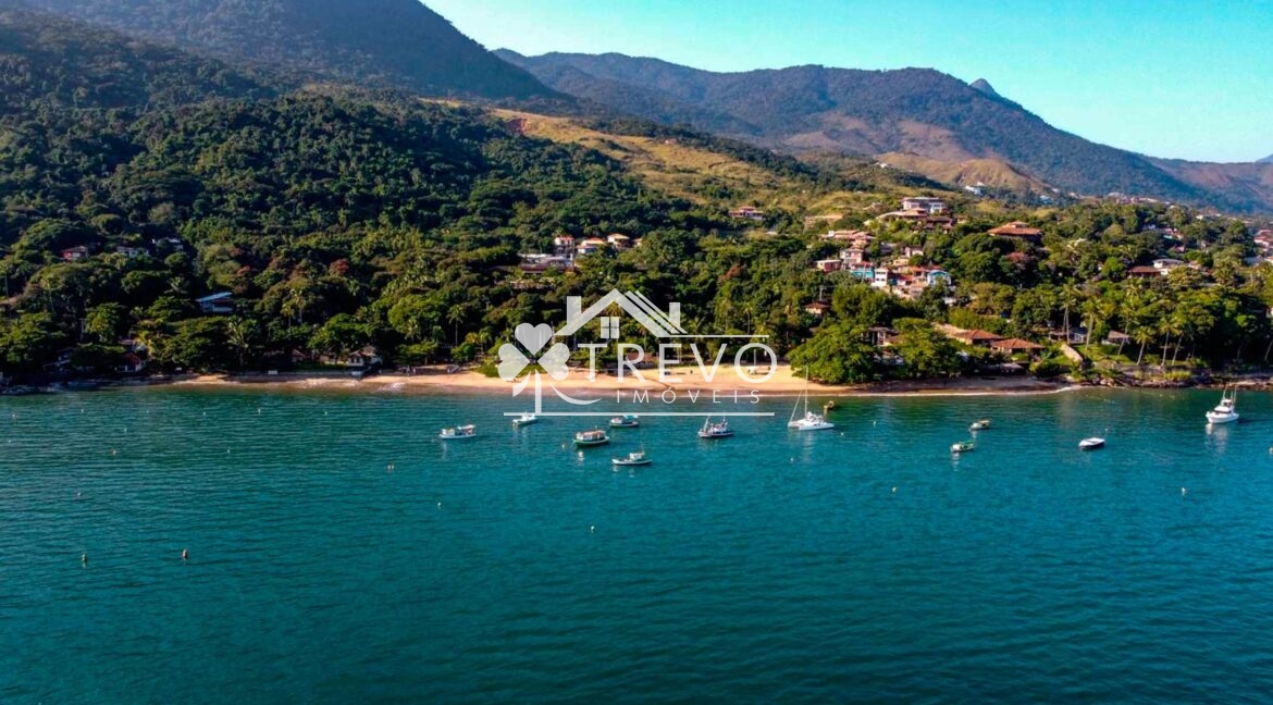 casa-pe-na-areia-em-Ilhabela41