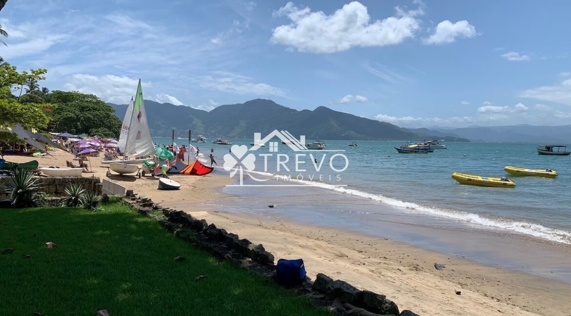 casa-pe-na-areia-em-Ilhabela58