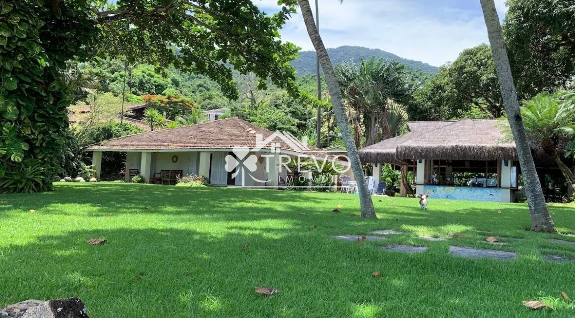 casa-pe-na-areia-em-Ilhabela59